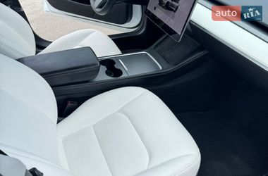 Седан Tesla Model 3 2022 в Києві