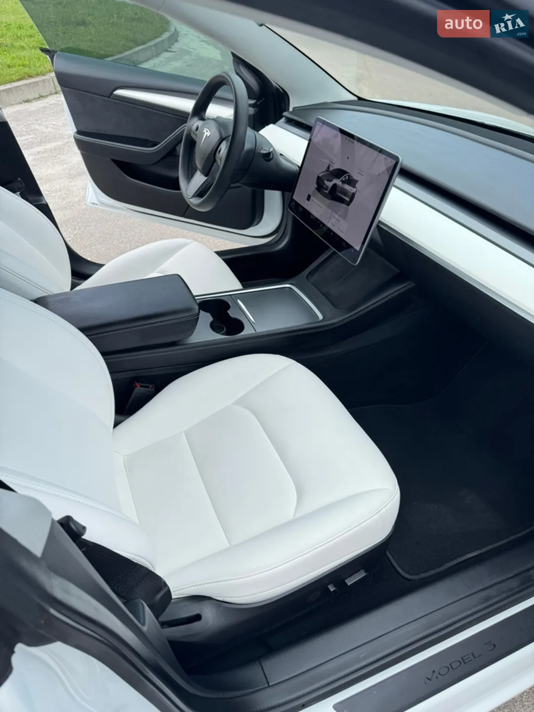 2022 Tesla Model 3 - мініатюра 23