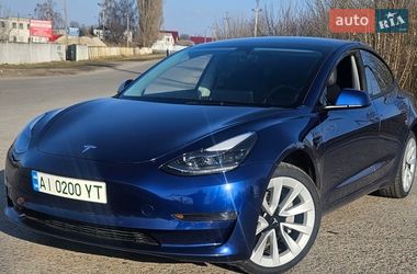 Седан Tesla Model 3 2022 в Киеве