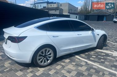 Седан Tesla Model 3 2019 в Миколаєві