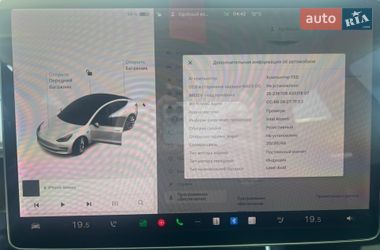 Седан Tesla Model 3 2019 в Миколаєві
