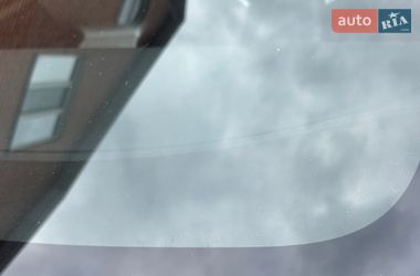 Седан Tesla Model 3 2022 в Богуславі