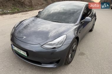 Седан Tesla Model 3 2023 в Днепре
