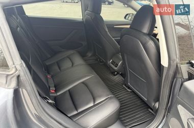 Седан Tesla Model 3 2023 в Днепре