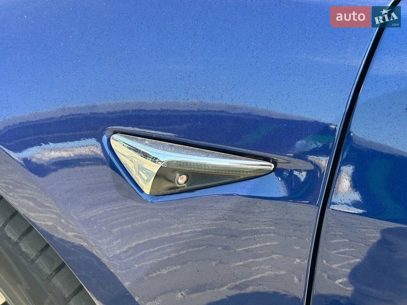 Седан Tesla Model 3 2018 в Днепре