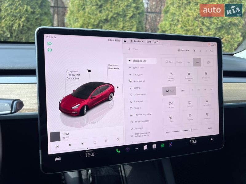 Седан Tesla Model 3 2022 в Львові
