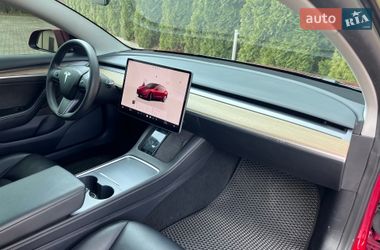 Седан Tesla Model 3 2022 в Львові