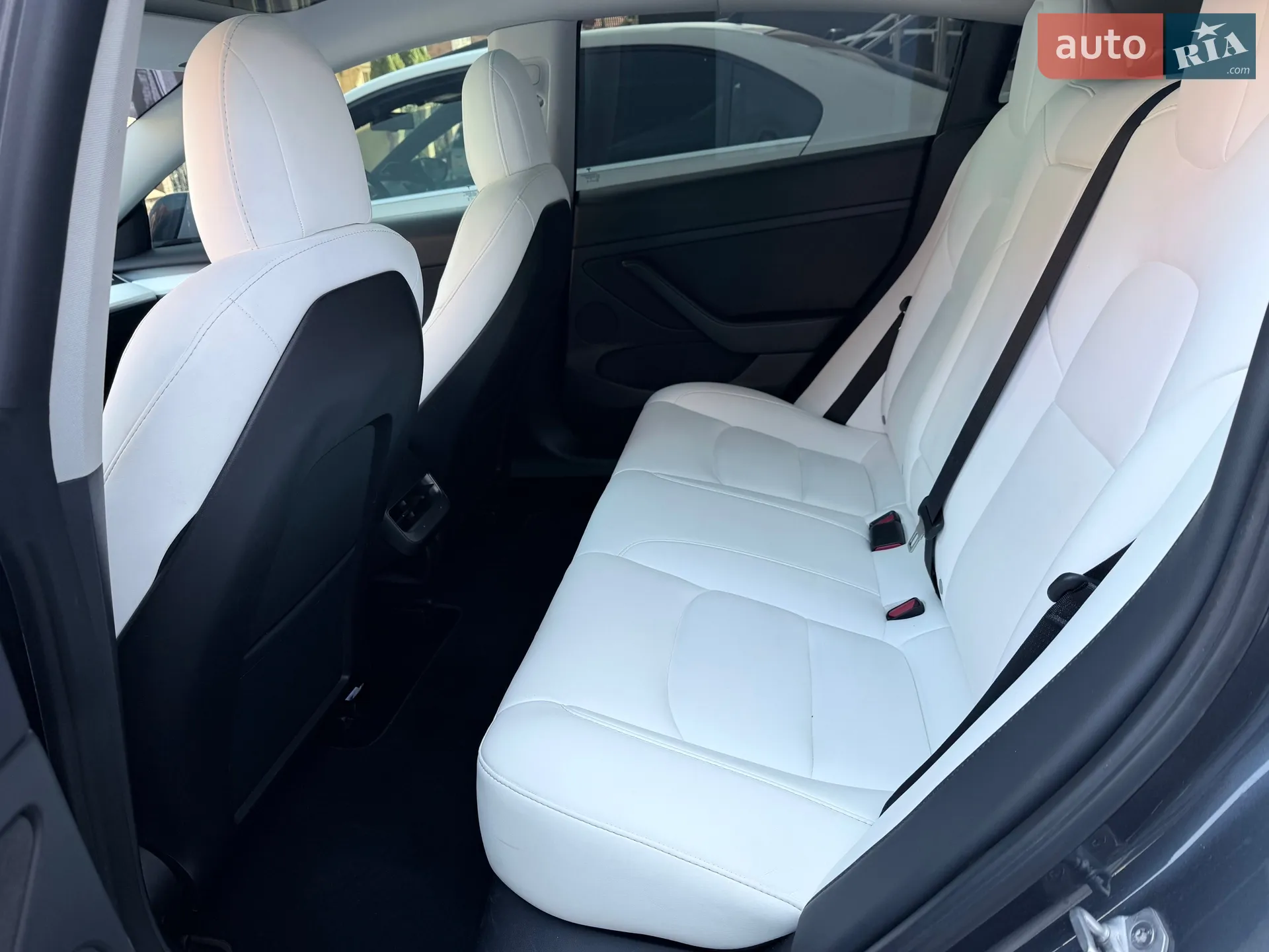 2022 Tesla Model 3 - мініатюра 5