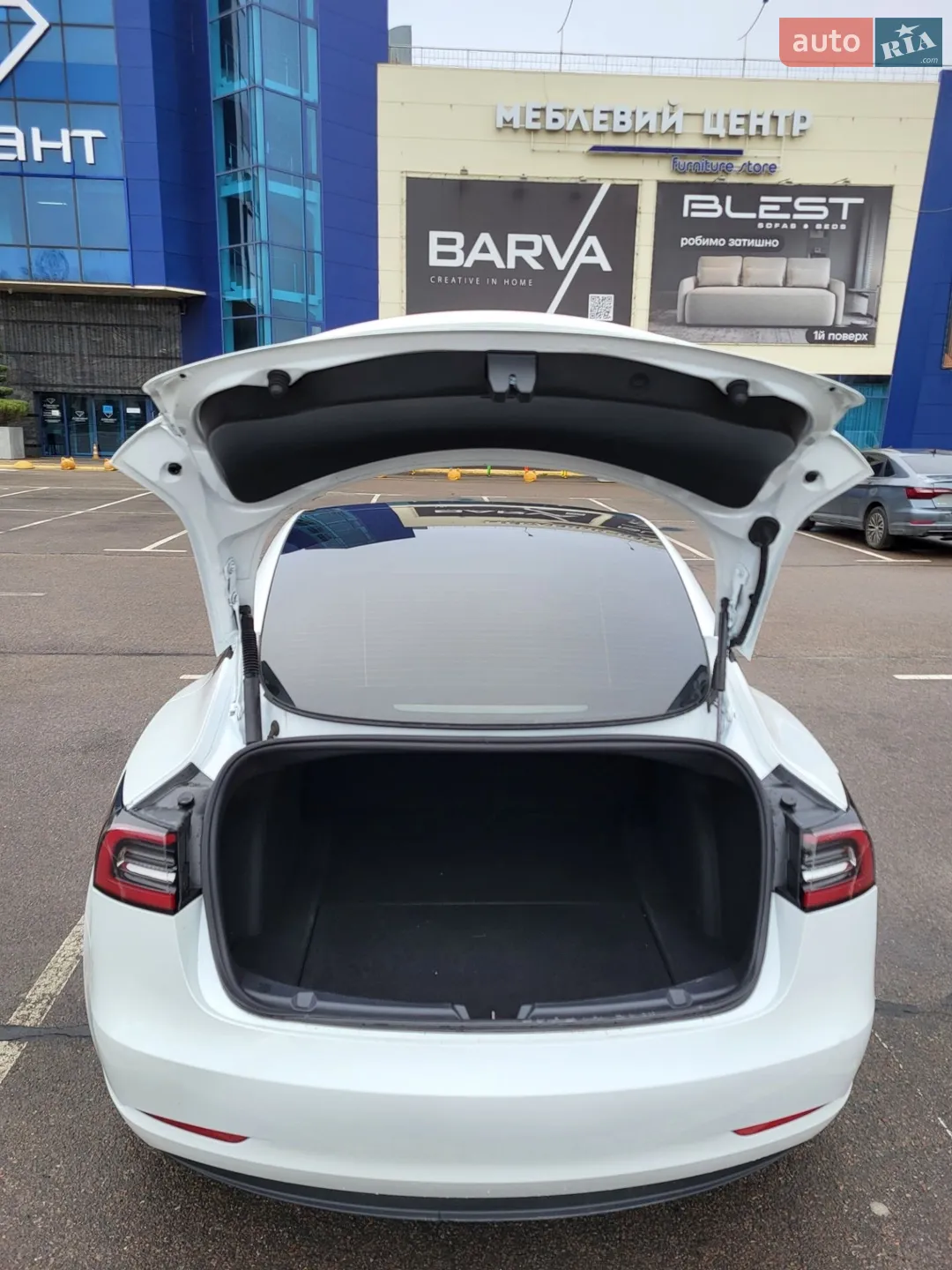 2023 Tesla Model 3 - мініатюра 9