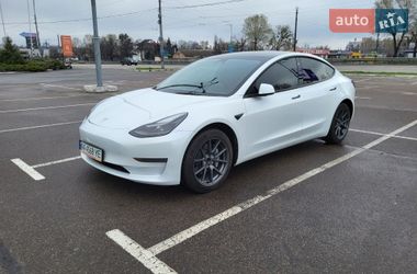 Седан Tesla Model 3 2023 в Києві