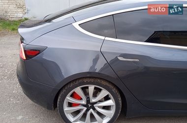 Седан Tesla Model 3 2019 в Белой Церкви