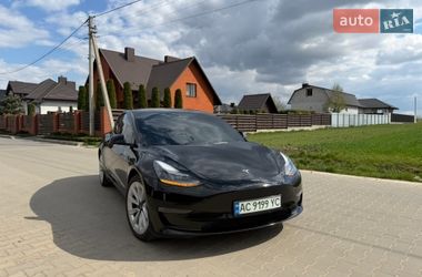 Седан Tesla Model 3 2022 в Луцке