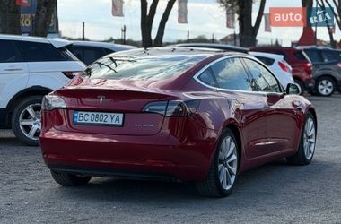 Седан Tesla Model 3 2018 в Львове
