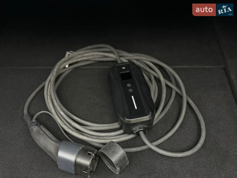 Седан Tesla Model 3 2020 в Ивано-Франковске