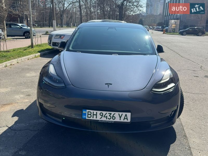 Седан Tesla Model 3 2021 в Одессе