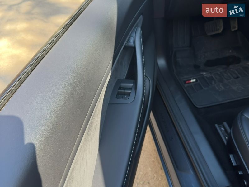 Седан Tesla Model 3 2021 в Одессе