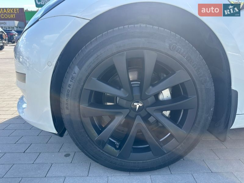 Седан Tesla Model 3 2019 в Вінниці