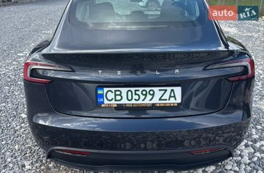 Седан Tesla Model 3 2024 в Львове