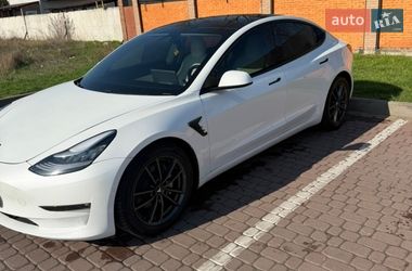 Седан Tesla Model 3 2020 в Днепре