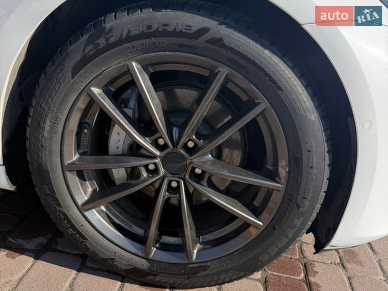 Седан Tesla Model 3 2020 в Днепре