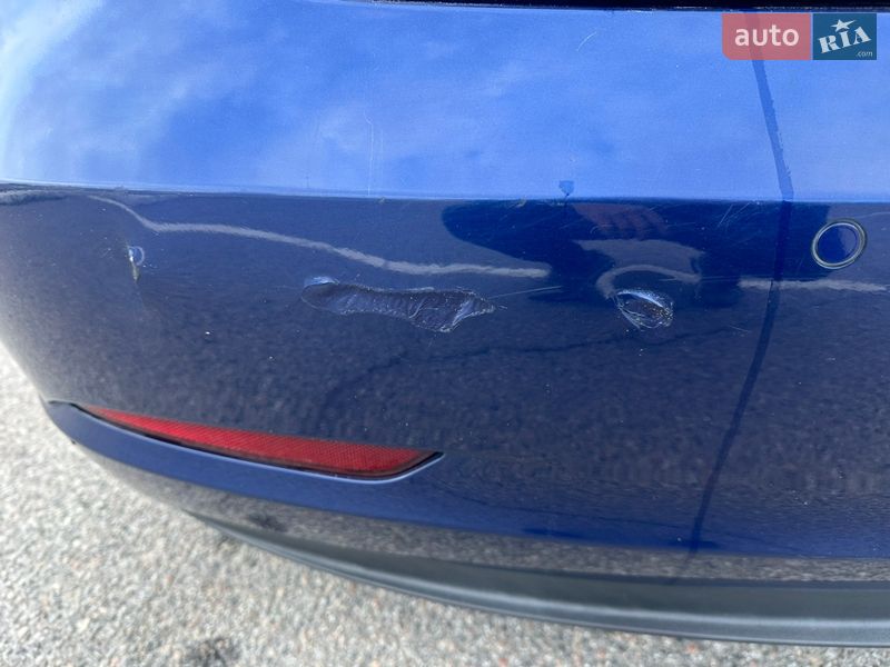 Седан Tesla Model 3 2020 в Киеве