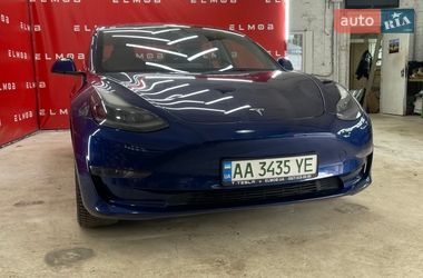 Седан Tesla Model 3 2022 в Києві