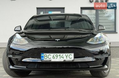 Седан Tesla Model 3 2023 в Дрогобыче