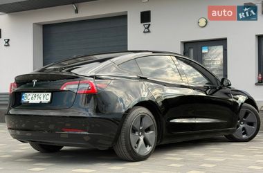 Седан Tesla Model 3 2023 в Дрогобыче