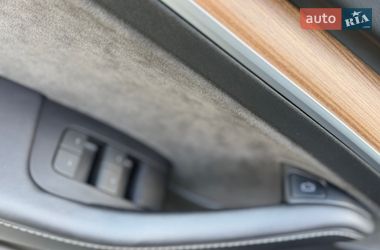 Седан Tesla Model 3 2023 в Дрогобыче