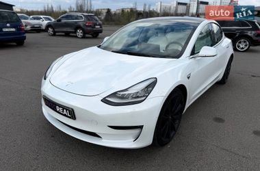 Седан Tesla Model 3 2019 в Кривому Розі
