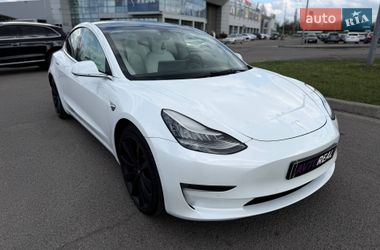 Седан Tesla Model 3 2019 в Кривому Розі