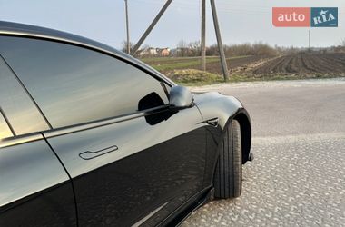 Седан Tesla Model 3 2024 в Львове