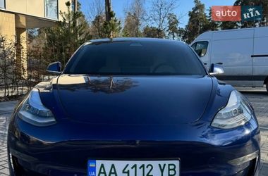 Седан Tesla Model 3 2019 в Києві
