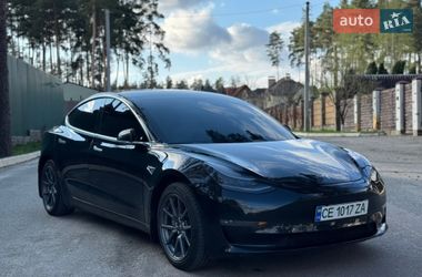 Седан Tesla Model 3 2019 в Киеве