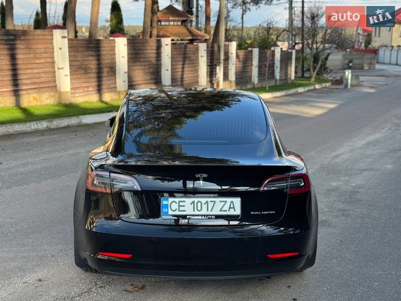 Седан Tesla Model 3 2019 в Киеве