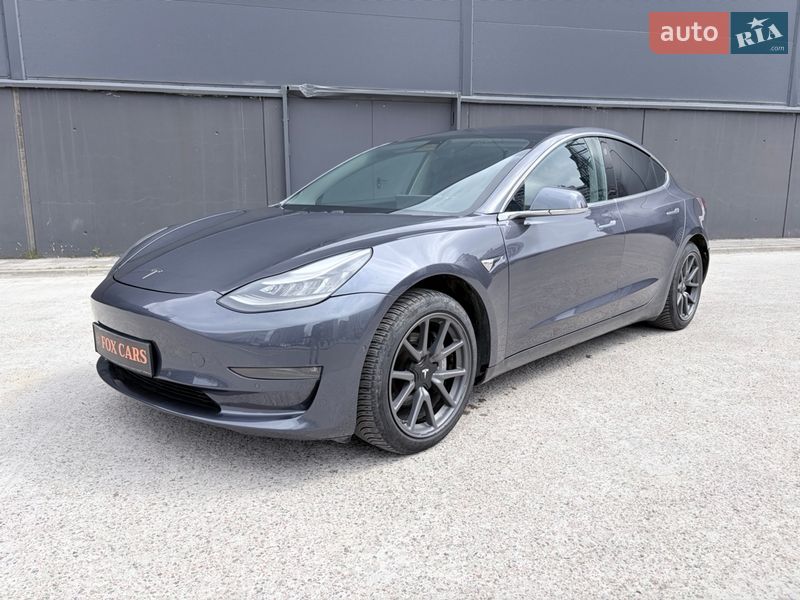Tesla Model 3 2018