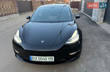 Седан Tesla Model 3 2019 в Старокостянтинові