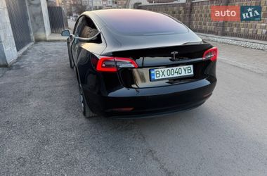 Седан Tesla Model 3 2019 в Старокостянтинові
