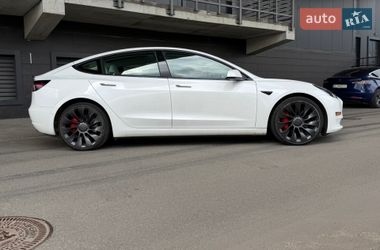 Седан Tesla Model 3 2022 в Києві