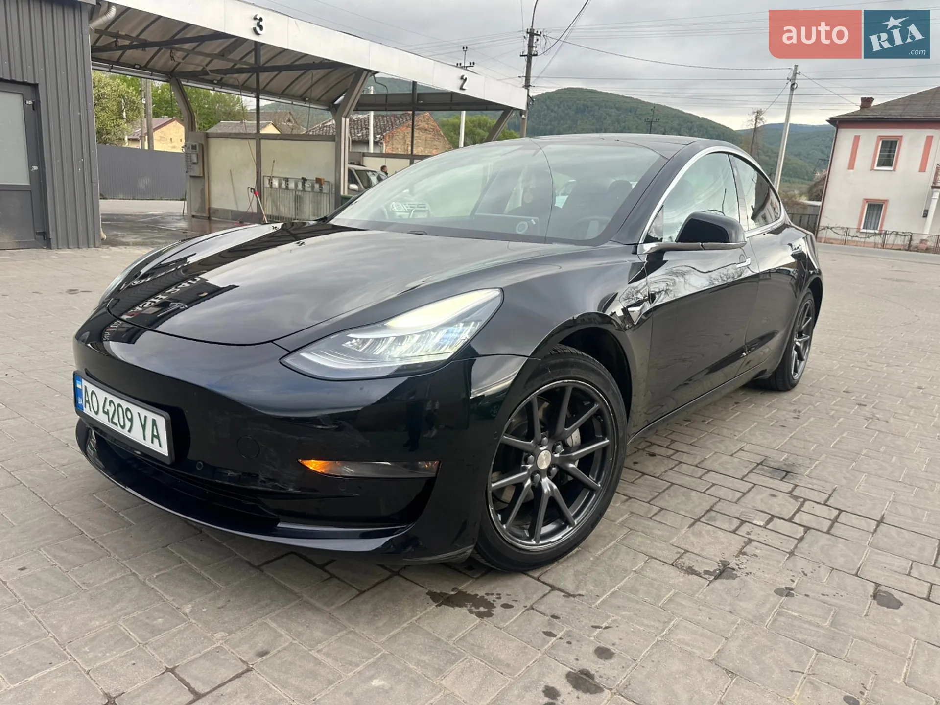 2019 Tesla Model 3 - мініатюра 3