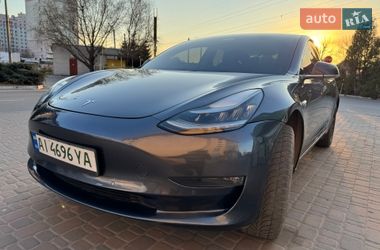 Седан Tesla Model 3 2018 в Києві