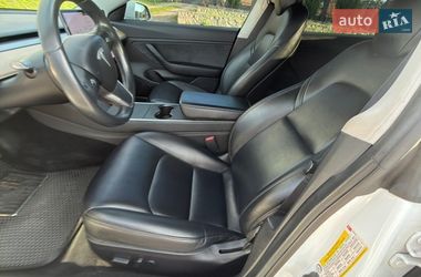 Седан Tesla Model 3 2019 в Кропивницькому