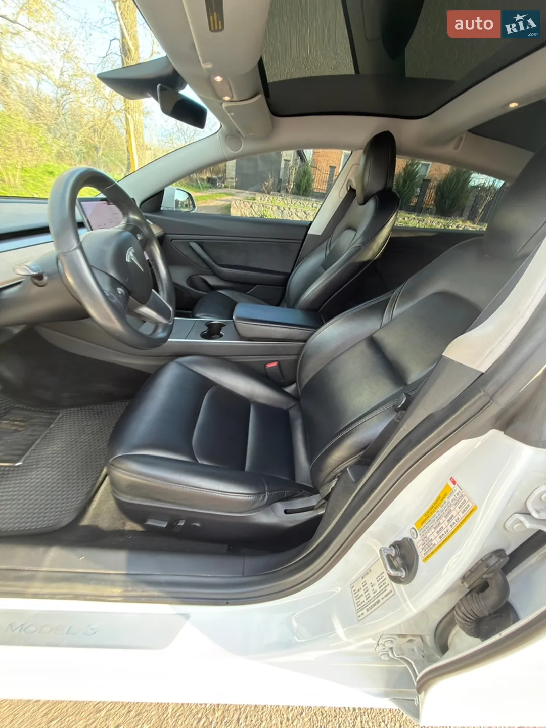 2019 Tesla Model 3 - мініатюра 9