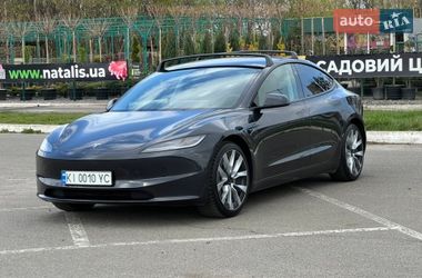 Седан Tesla Model 3 2024 в Киеве