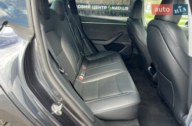 Седан Tesla Model 3 2024 в Киеве