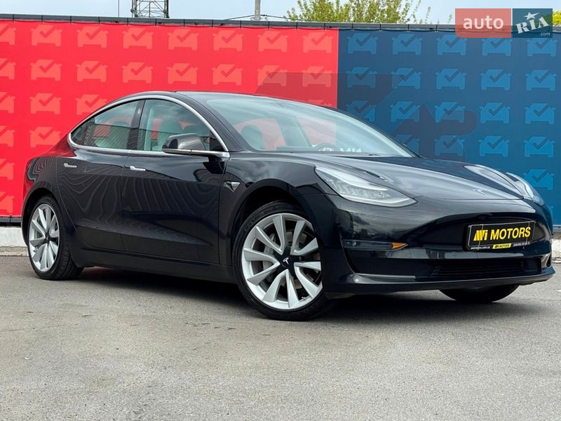 Tesla Model 3 2019