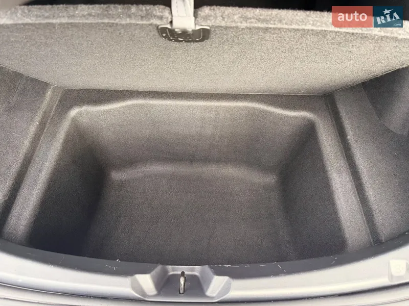 Tesla Model 3 2023 VIN 5YJ3E1EC8PF661536 фото оголошення 6 з 31