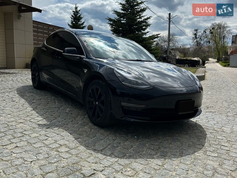 Седан Tesla Model 3 2020 в Харькове