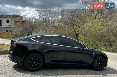 Седан Tesla Model 3 2020 в Харькове
