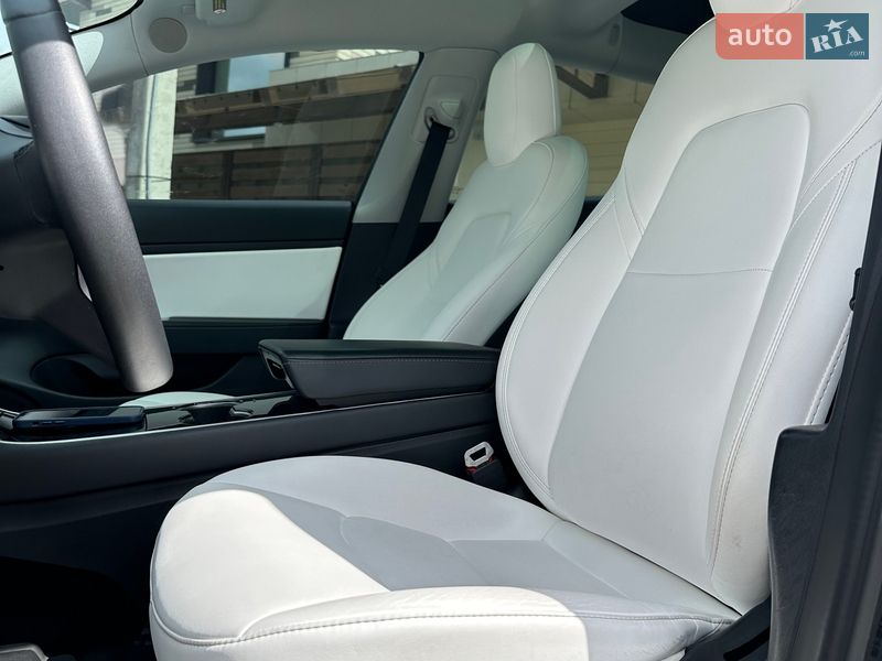 Седан Tesla Model 3 2020 в Харькове